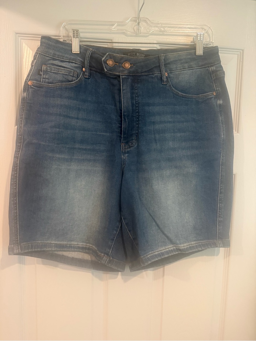 Judy Blue High Rise Bermuda Shorts 1XL Dark Wash Stretch Double Button Denim